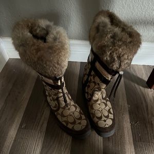 Coach boots